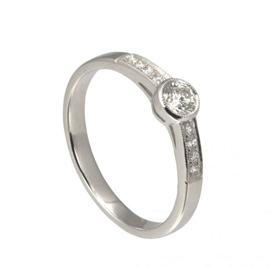 18ct White Gold Diamond Engagement Ring